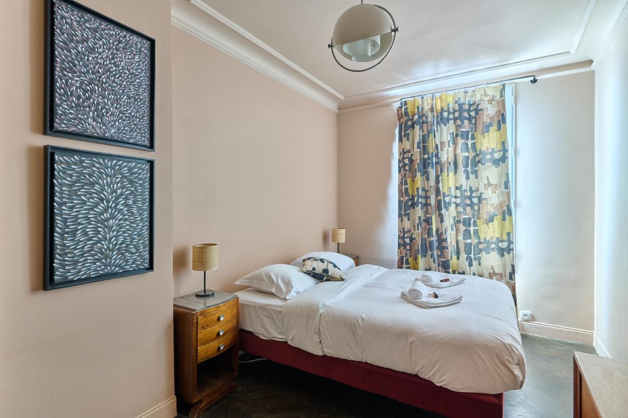 Apartment Center Of Paris With Terrace By Studio Prestige Ngoại thất bức ảnh
