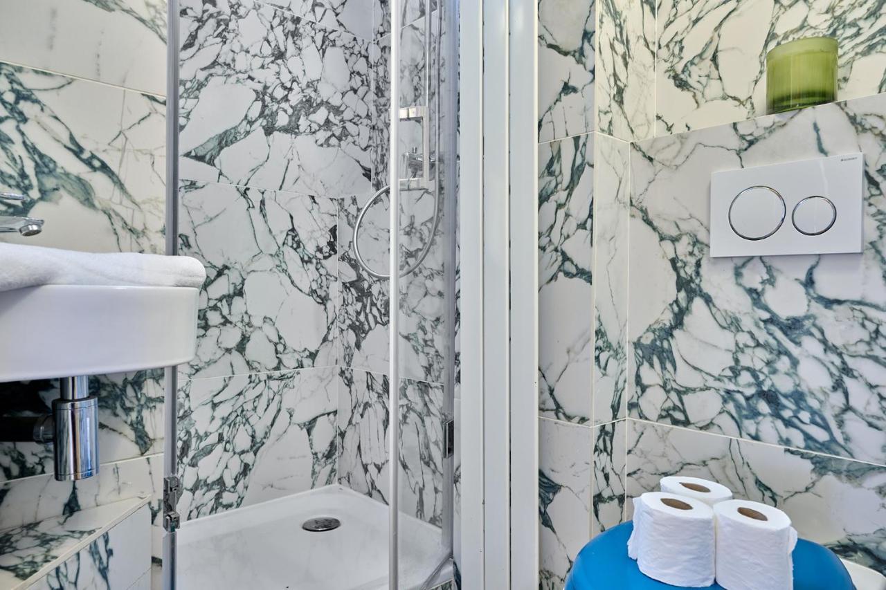 Apartment Center Of Paris With Terrace By Studio Prestige Ngoại thất bức ảnh